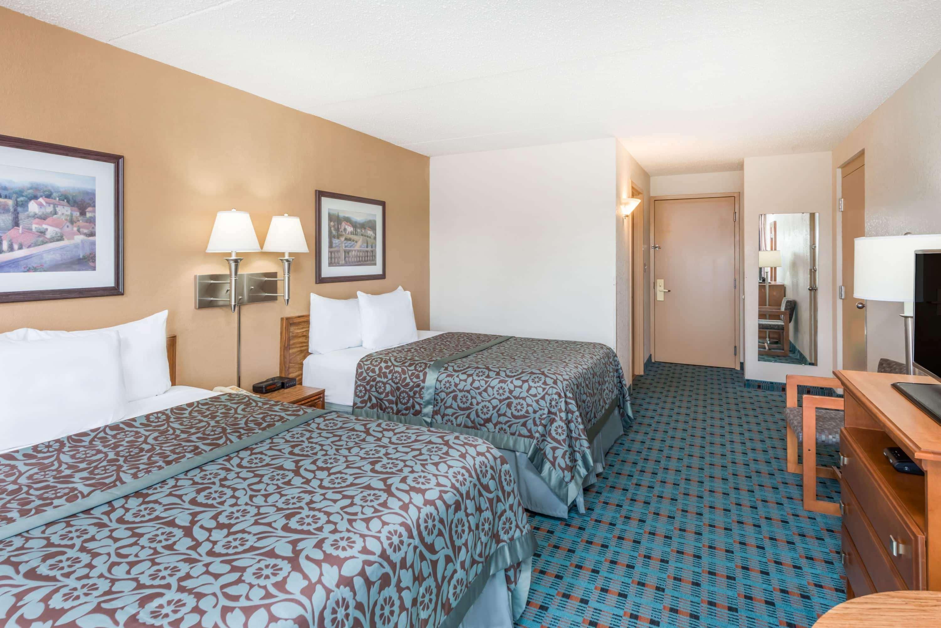 Days Inn By Wyndham Kirksville Buitenkant foto